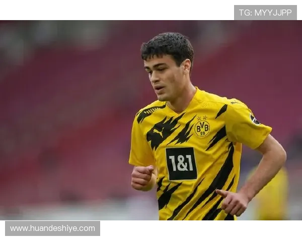 穆西亚拉：对比贝林厄姆——技术创造力与全能覆盖的差异