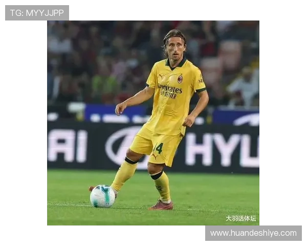 莫德里奇与哈维：两代中场大师的战术角色与风格对比分析